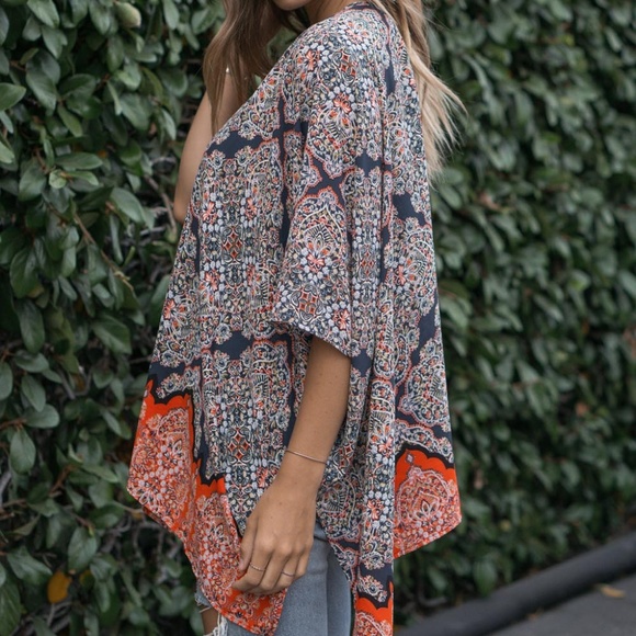 Blue & Orange Arabesque Kimono - Picture 3 of 6